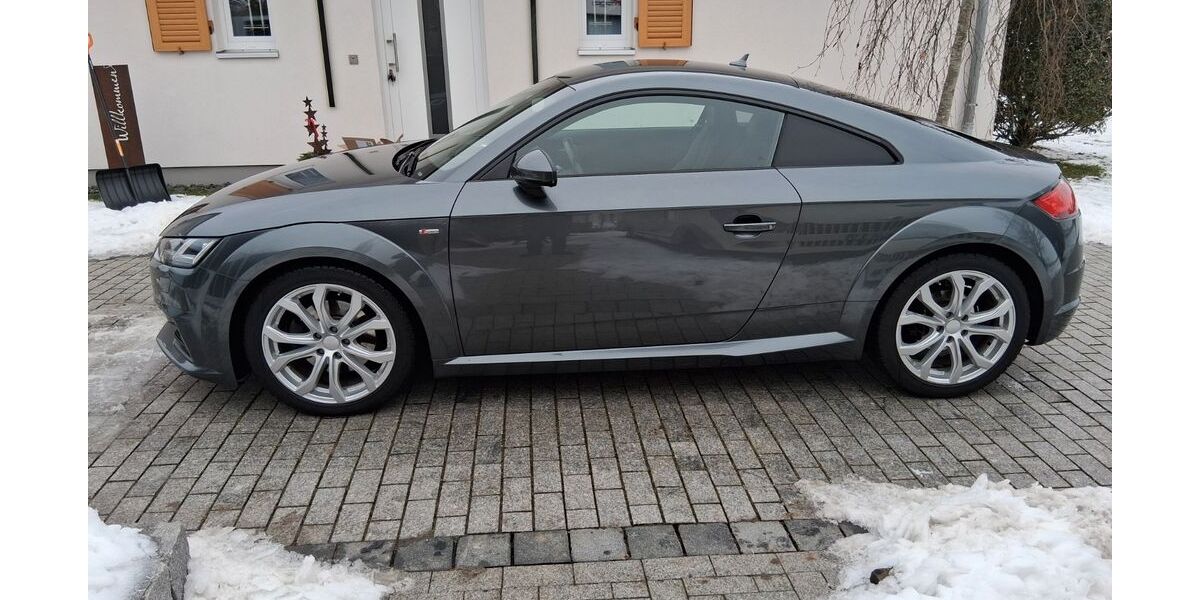 Audi TT 75.000 km 23.900 &euro; Pölchow 18059