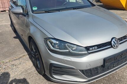 VW Golf 270.000 km 8.900 &euro; Heimburg 38889