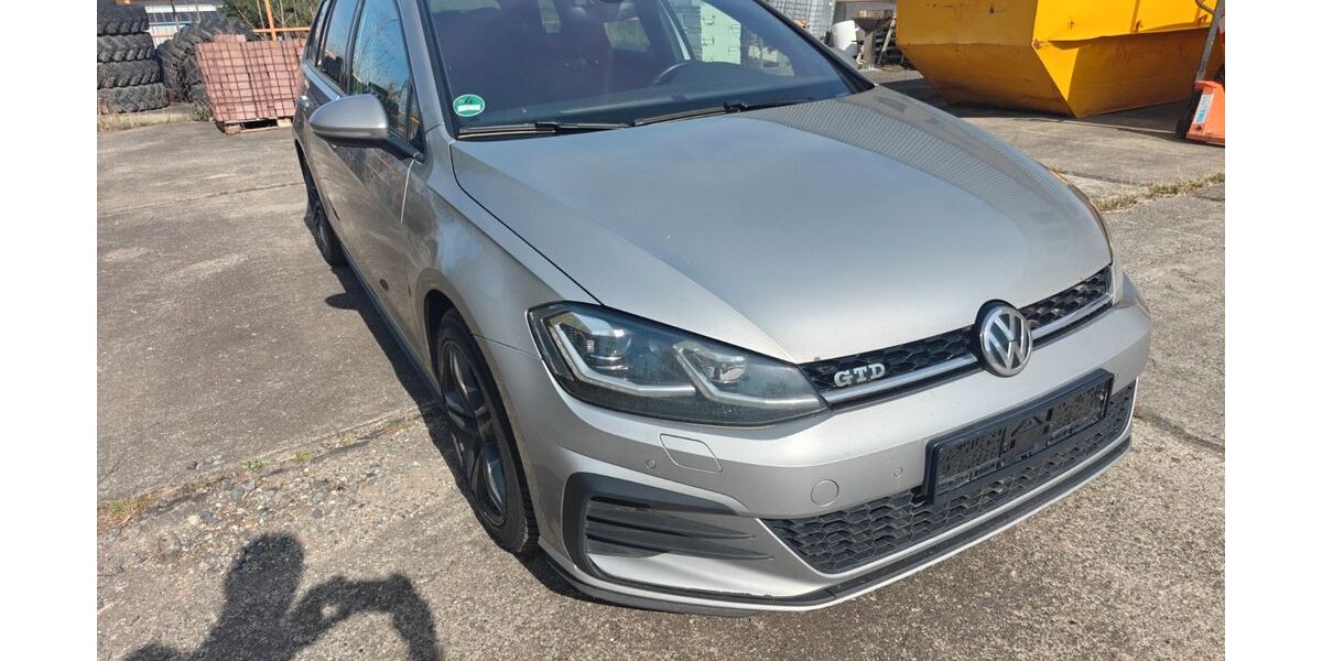 VW Golf 270.000 km 8.900 &euro; Heimburg 38889