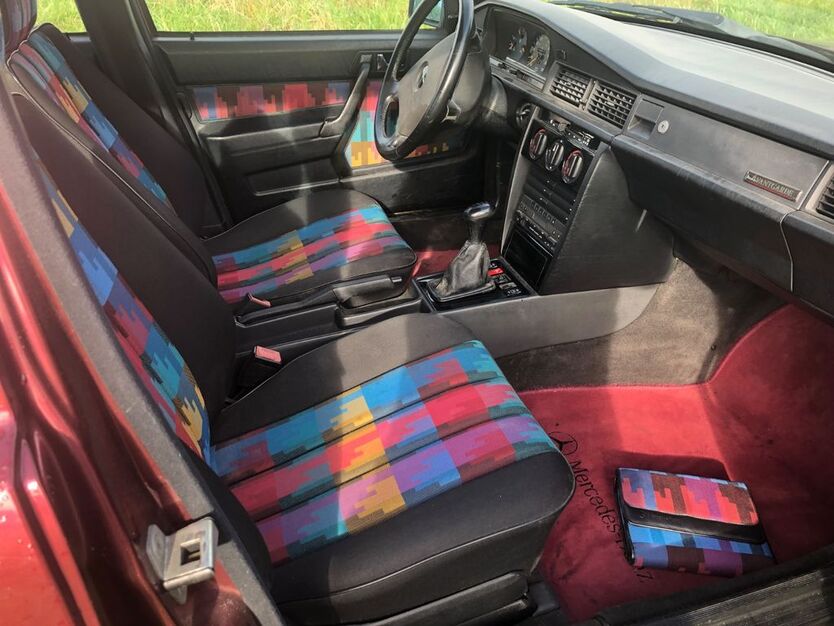 Mercedes-Benz 190 188.000 km 8.500 € Altfraunhofen 84169
