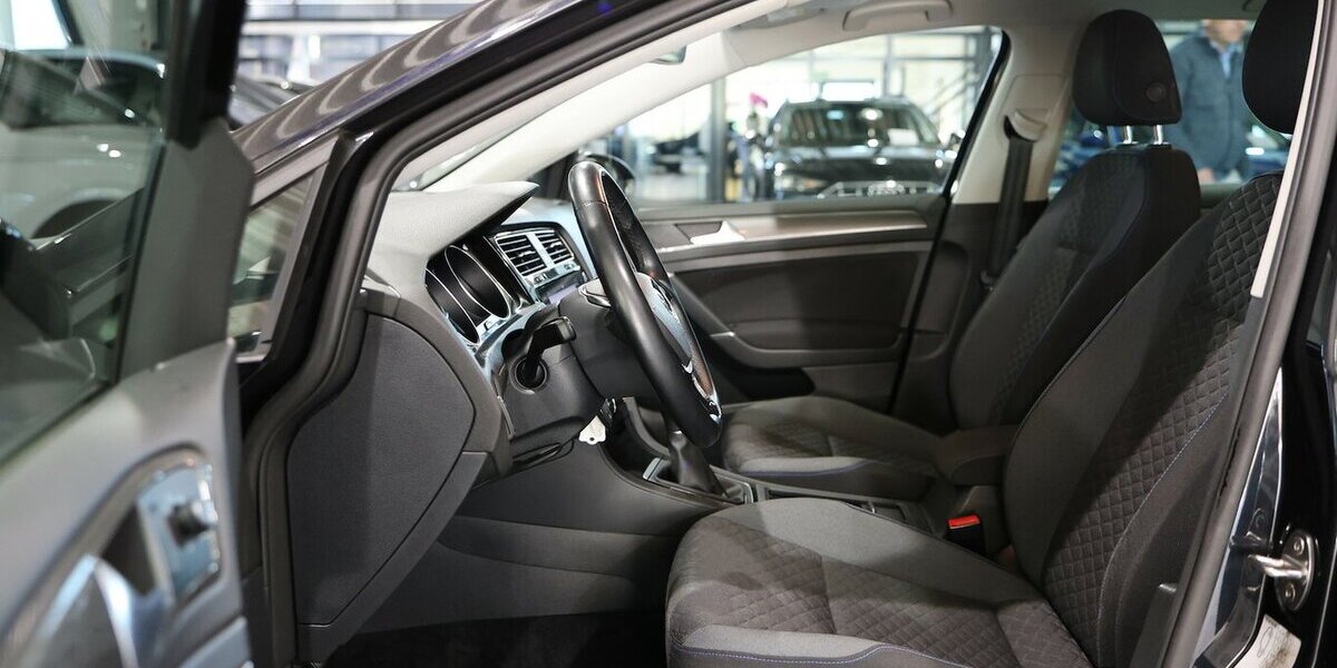 VW Golf VII 1.5 TSI BMT JOIN SPORT / STANDHEIZUNG 117.000 km 14.997 &euro; Hamm 59077