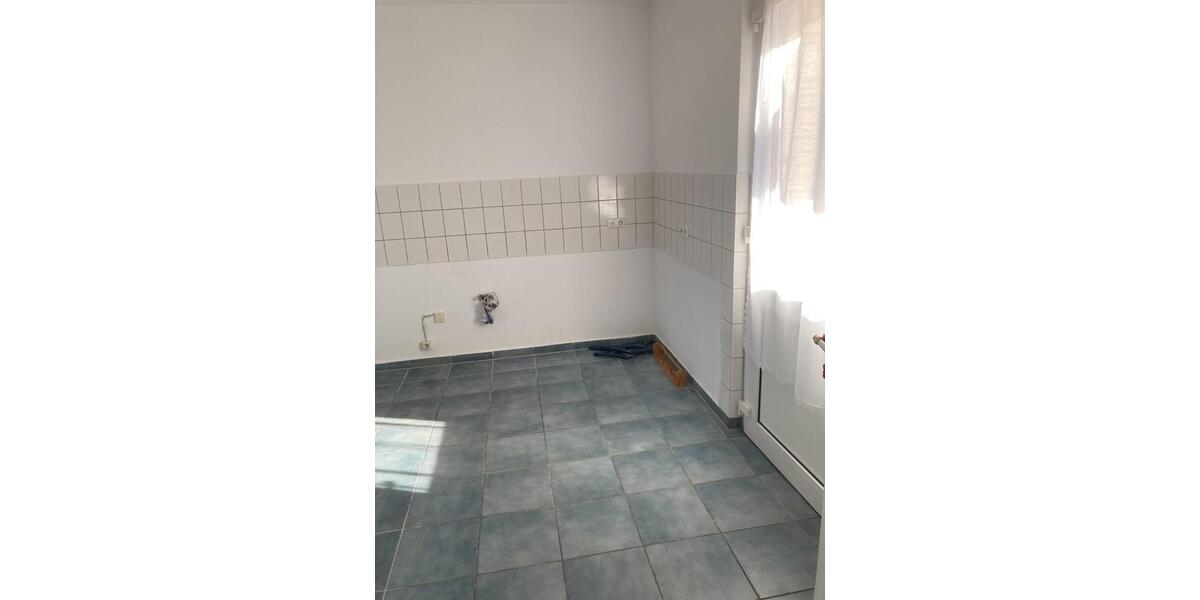 Helle, großzügige Erdgeschosswohnung mit Garten 3 zimmer