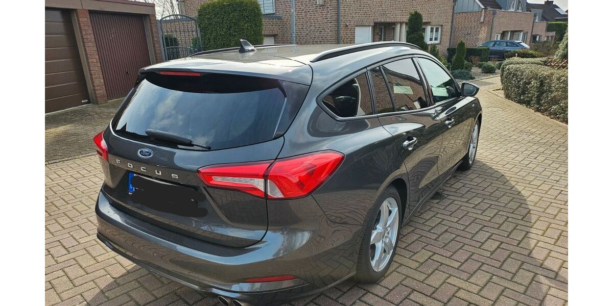 Ford Focus 95.632 km 16.500 &euro; Ratingen 40881
