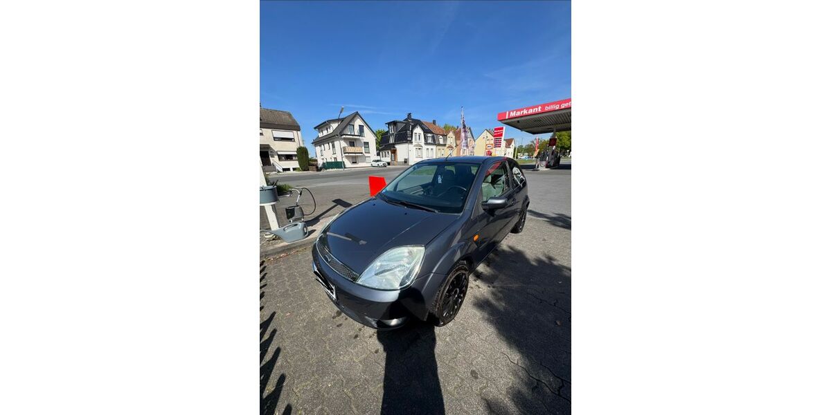 Ford Fiesta 144.795 km 3.800 &euro; Lippstadt 59555