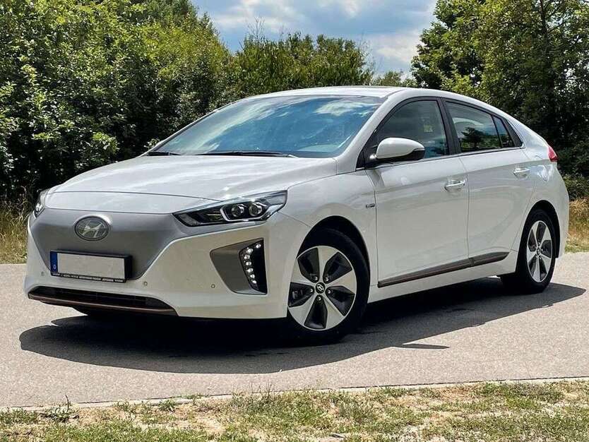 IONIQ