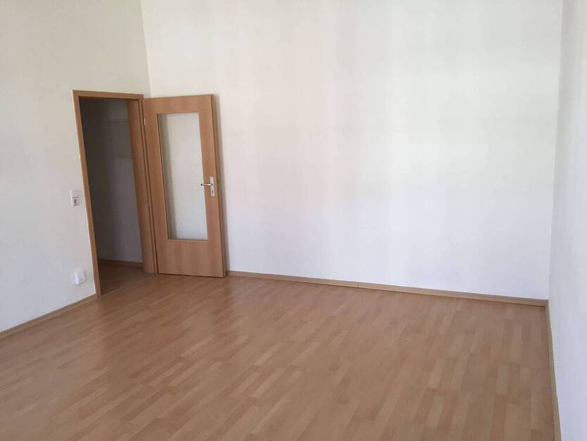 AHAAA!!! hübsche 1 Raum Whg. - im Herzen des Kassbergs