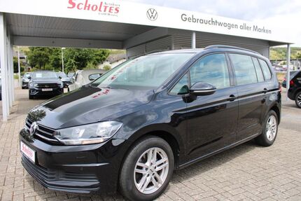 VW Touran 119.689 km 16.880 &euro; Mehring 54346