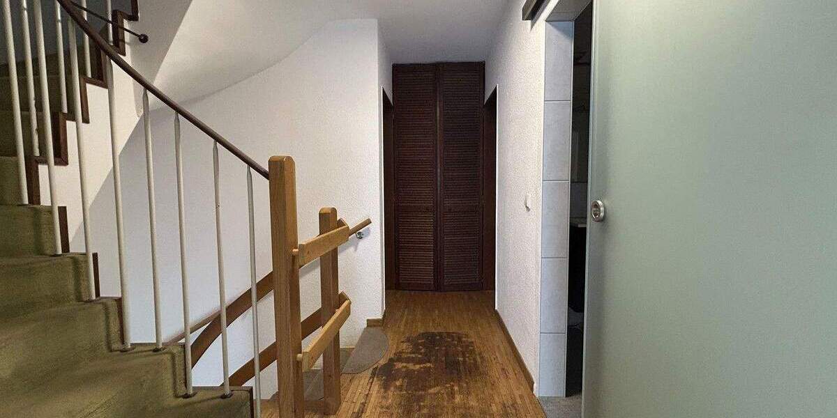 Reihenmittelhaus Köln Lövenich - 5 Zimmer, 127 m&sup2;, 599.000&euro; | Angebot:24484520