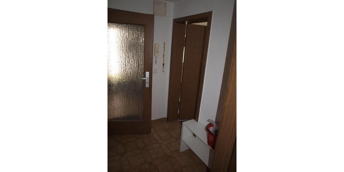 Erdgeschoßwohnung Tuttlingen - 1 Zimmer, 90 m&sup2;, 750&euro; | Angebot:26662149