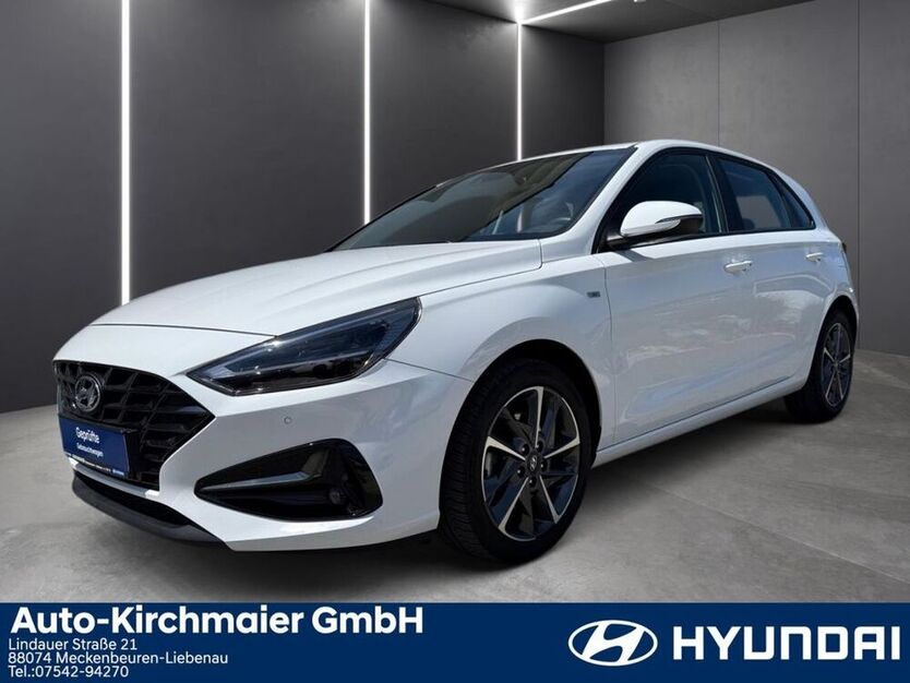 i30