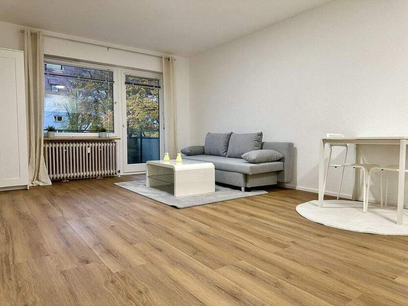 Erstbezug nach Sanierung - helle, moderne, möblierte 1-Zimmer-Wohnung mit Balkon in Untertürkheim 1 zimmer