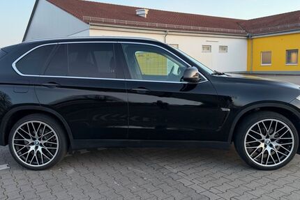 BMW X5 157.000 km 18.300 &euro; Wöllstein 55597