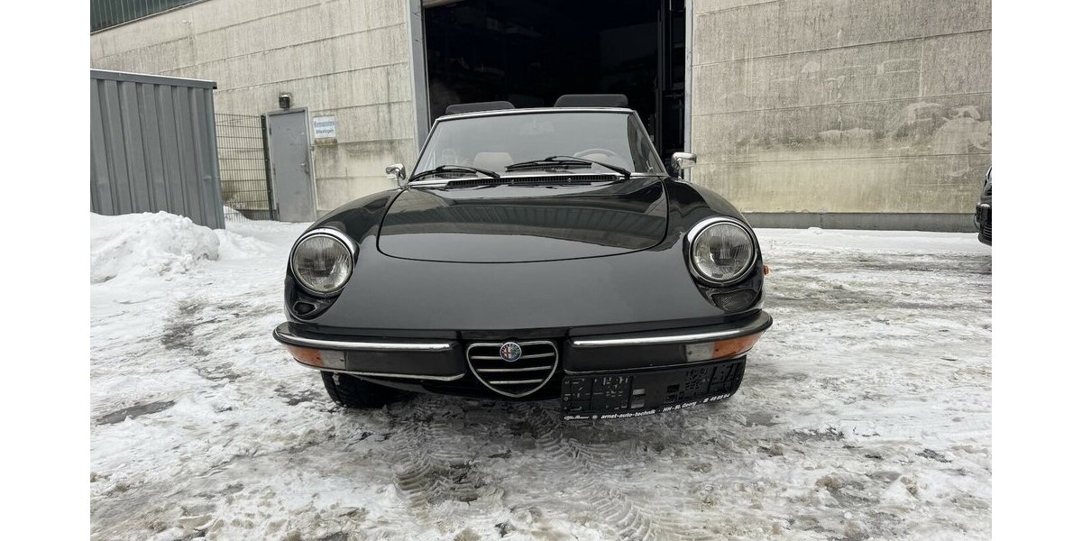 Alfa Romeo Spider 2000 1. Hand H-Zulassung echte 86 tkm 85.560 km 29.999 &euro; Hamburg 22339