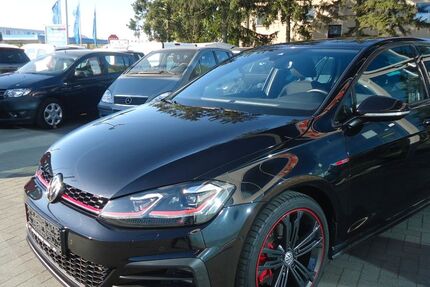 VW Golf 107.700 km 17.999 &euro; Güstrow 18273