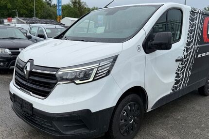 Renault Trafic 334.000 km 8.999 &euro; Rosenheim 83026
