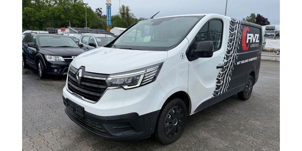 Renault Trafic 334.000 km 8.999 &euro; Rosenheim 83026
