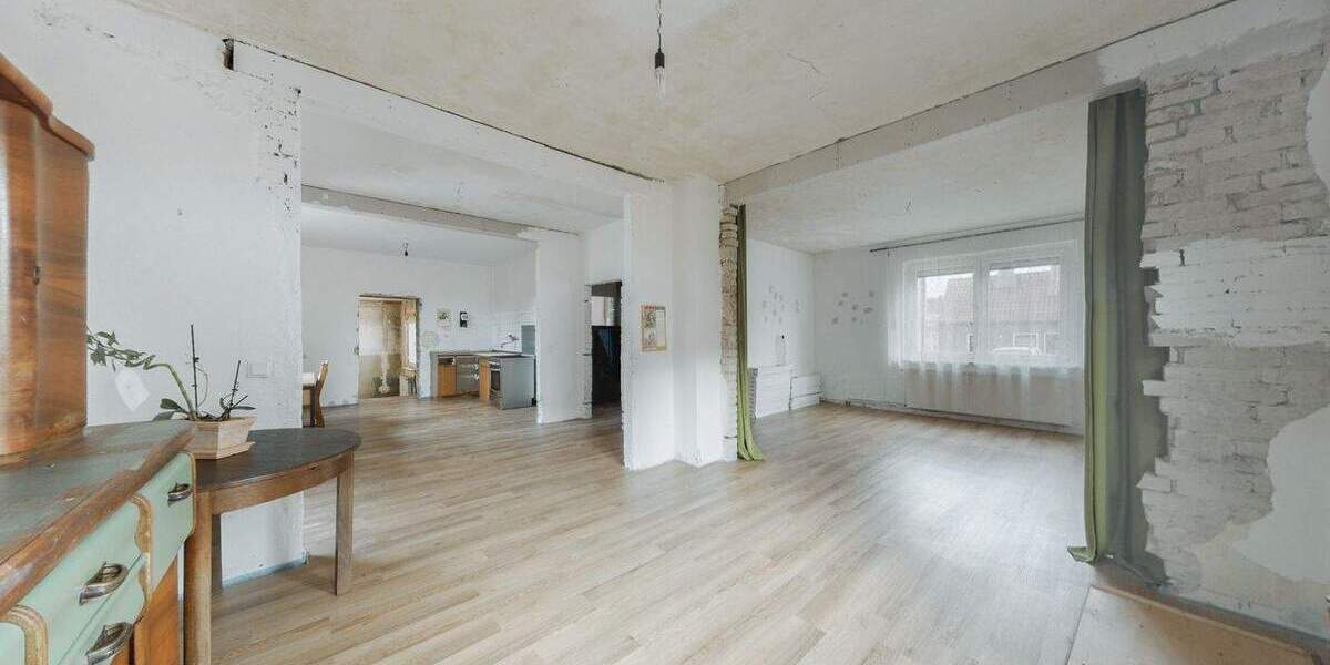 Einfamilienhaus Neustadt Eilvese - 8 Zimmer, 156 m&sup2;, 299.000&euro; | Angebot:25532910