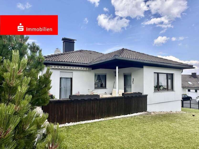 Haus zum Kaufen in Neu-Anspach 630.000 € 220 m²