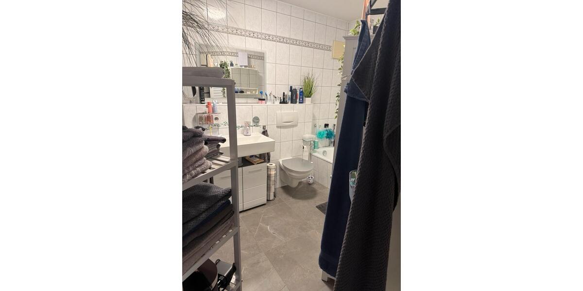 Dachgeschoßwohnung Gera Debschwitz - 2 Zimmer, 80 m&sup2;, 810&euro; | Angebot:25418616