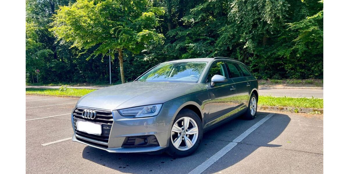 Audi A4 159.400 km 14.990 &euro; Friedrichshafen 88045