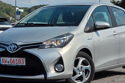 Toyota Yaris 74.000 km 11.990 &euro; Oberwinter 53424