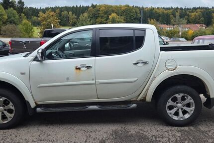 Mitsubishi L200 168.500 km 6.999 € Schöfweg 94572