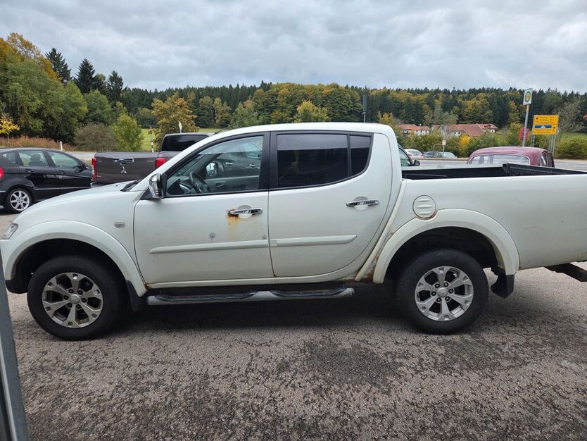 Mitsubishi L200 168.500 km 6.999 € Schöfweg 94572