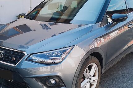 Seat Arona 111.000 km 11.800 &euro; Baden-Württemberg - Nürtingen 72622