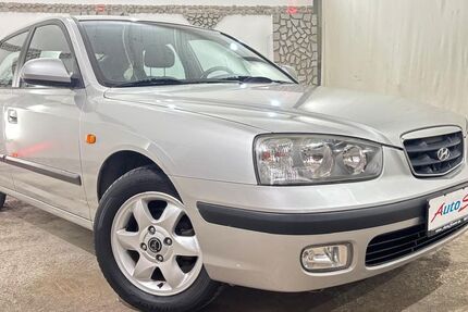 Hyundai Elantra 100.000 km 2.891 € Witten -NRW 58452