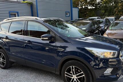Ford Kuga 108.000 km 8.999 &euro; Detmold 32758