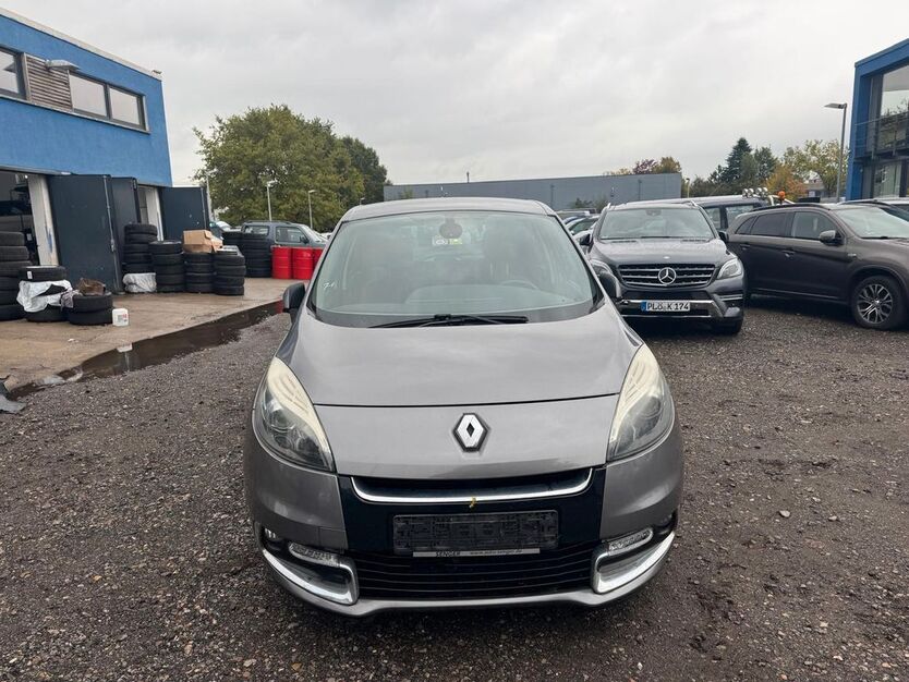 Renault Scenic 220.000 km 3.000 € Henstedt Ulzburg 24558
