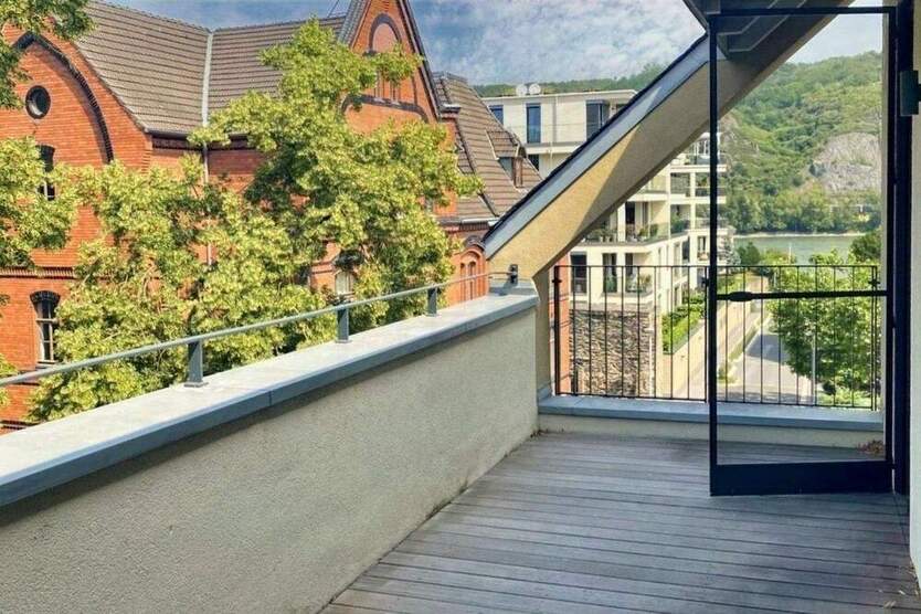 Kernsaniertes Denkmal-Ensemble mit Rheinblick - Alt trifft Neu! 1 zimmer