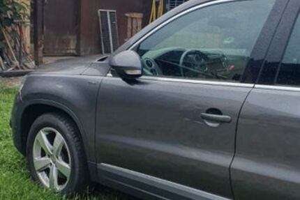 VW Tiguan 115.000 km 12.000 &euro; Ehrenfriedersdorf 09427