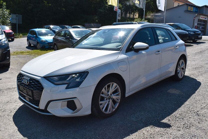 Audi A3 58.000 km 23.950 € Schönberg 94513