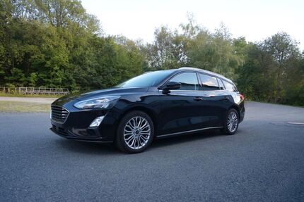 Ford Focus 87.000 km 15.490 &euro; Brilon 59929
