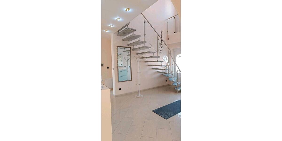 Einfamilienhaus Breidenbach - 8 Zimmer, 207 m&sup2;, 475.000&euro; | Angebot:26818691