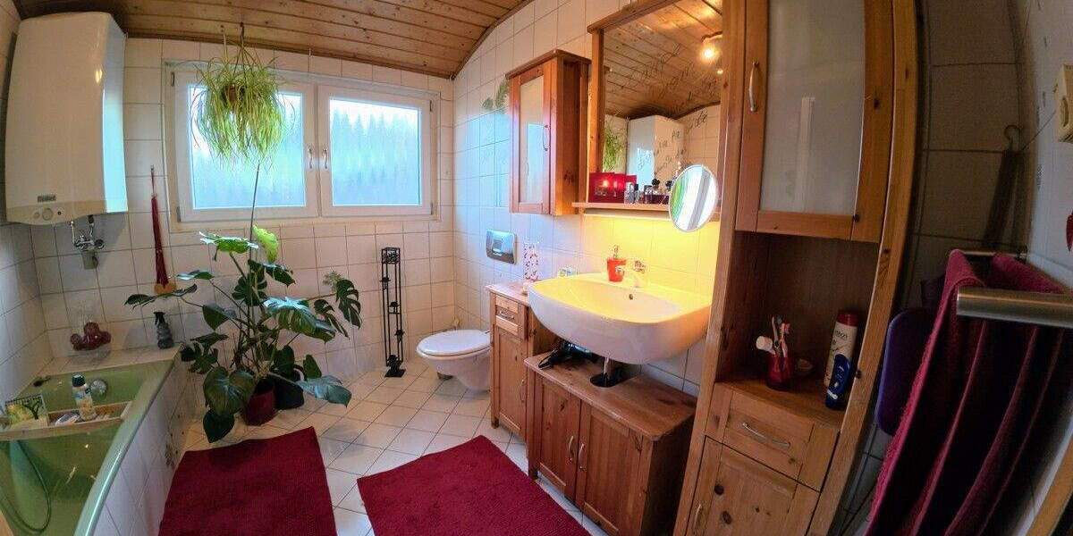 Etagenwohnung Höchst Hassenroth - 4 Zimmer, 93 m&sup2;, 139.000&euro; | Angebot:24966299