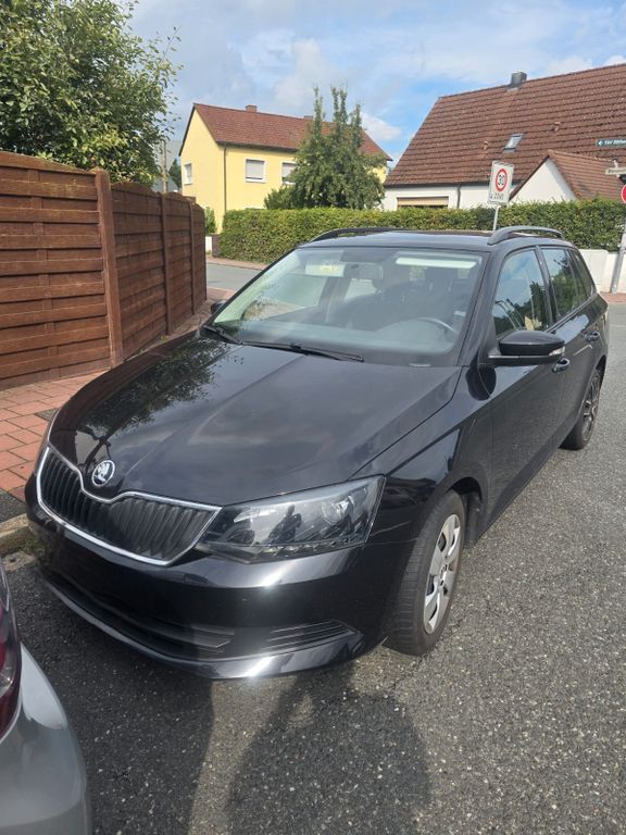 Skoda Fabia 128.000 km 7.900 € Röthenbach an der Pegnitz 90552
