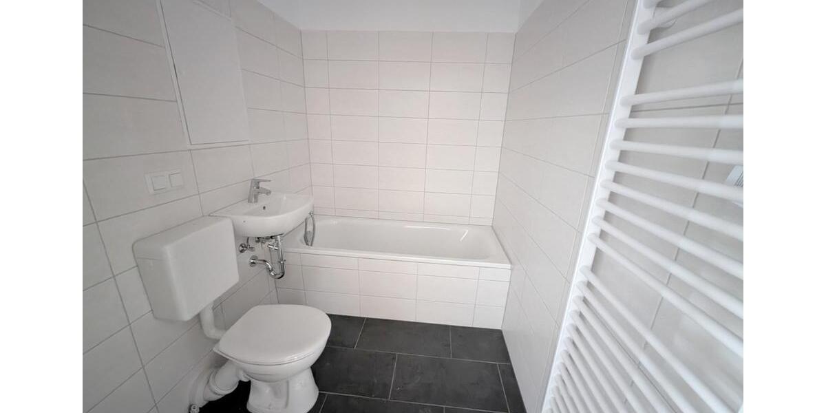 Erdgeschoßwohnung Spremberg - 3 Zimmer, 66 m&sup2;, 429&euro; | Angebot:25986090