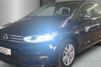 VW Touran 67.274 km 22.940 &euro; Hamburg 22047