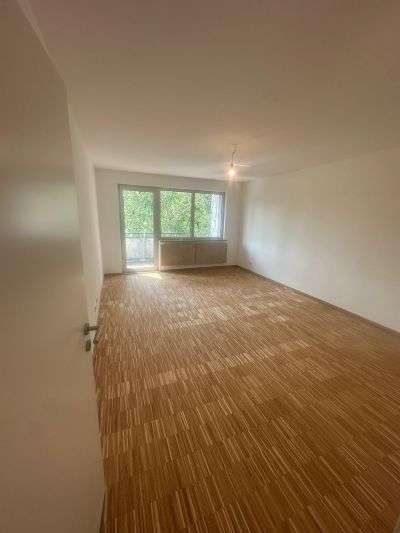 Wohnung zum Mieten in Berlin 1.015 € 58 m²