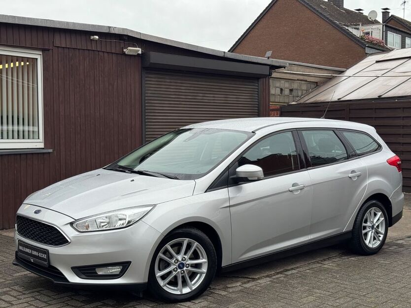 Ford Focus 114.000 km 6.850 € Duisburg 47179