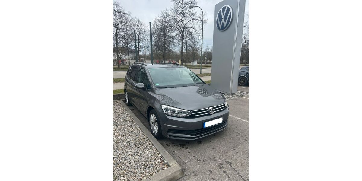VW Touran 147.000 km 14.990 &euro; Augsburg 86159