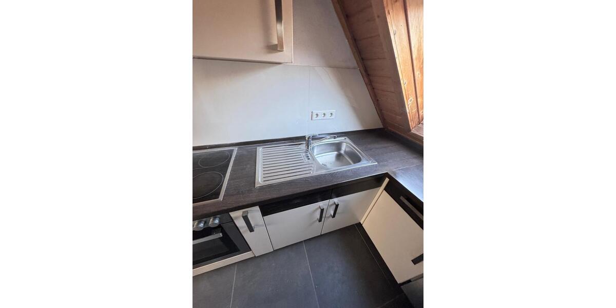 Dachgeschoßwohnung Höchst im Odenwald - 3 Zimmer, 80 m&sup2;, 980&euro; | Angebot:26163649
