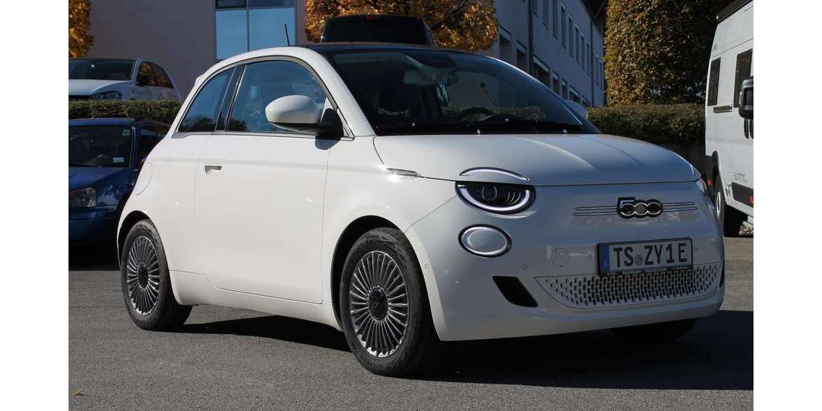 Fiat 500e 12.990 km 24.990 &euro; Traunstein 83278