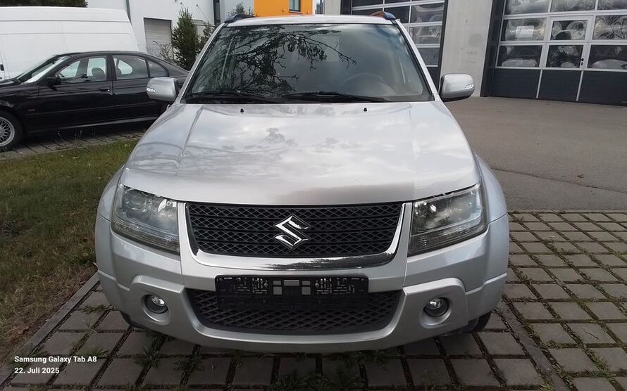 Suzuki Grand Vitara 201.338 km 4.900 € Hemau 93155