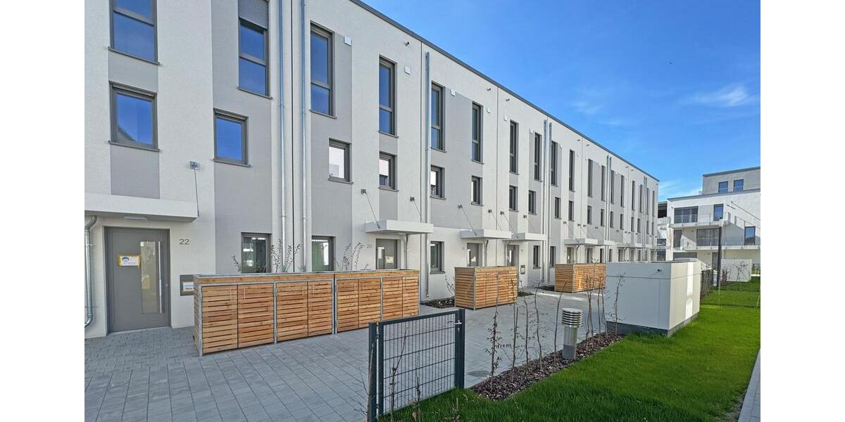 Reihenhaus Nürnberg Almoshof - 4 Zimmer, 105 m&sup2;, 1.890&euro; | Angebot:26313322