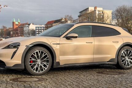 Porsche Taycan 47.658 km 63.599 &euro; Berlin 10587