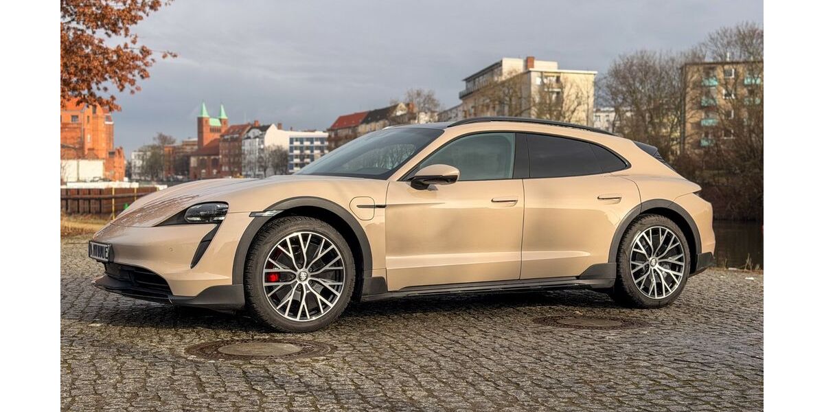 Porsche Taycan 47.658 km 63.599 &euro; Berlin 10587