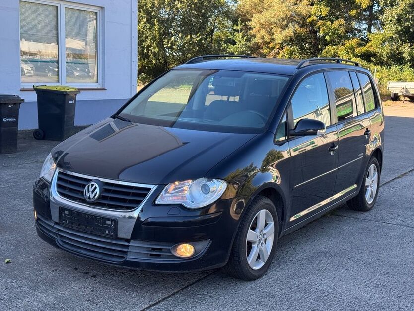 VW Touran 139.829 km 2.999 € Güstrow 18273
